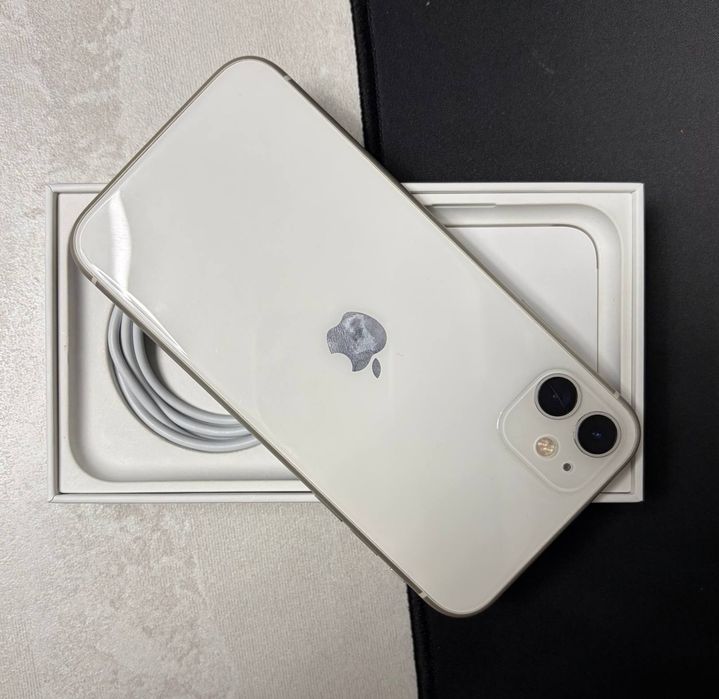 Iphone 11 white, 128Gb