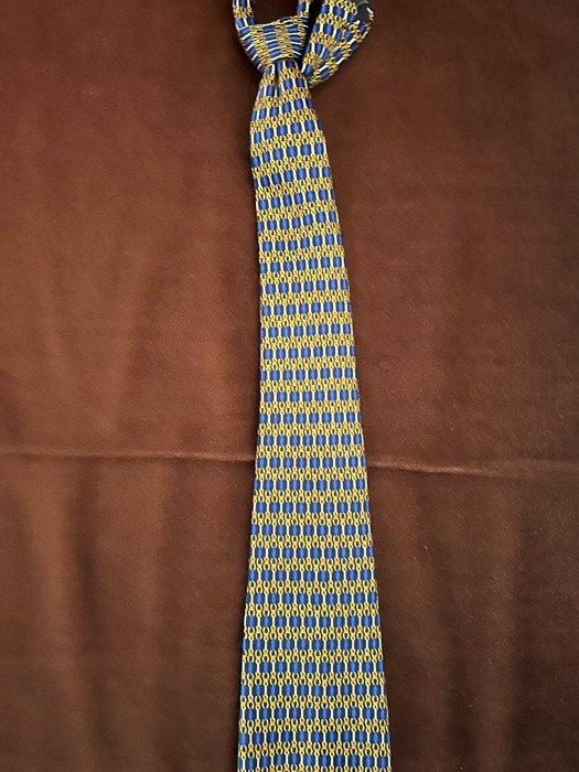 Продавам луксозни вратовръзки по 20 евро едната