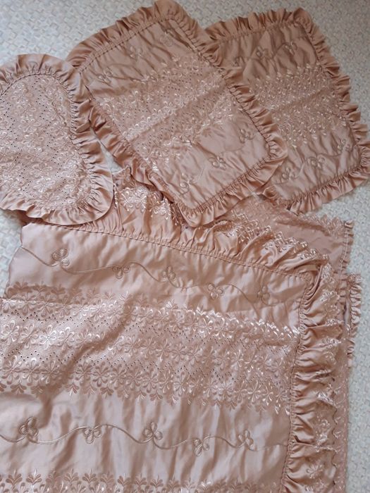 Комплект покрывало и 3 наволочки