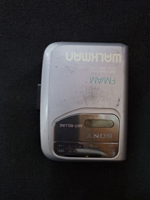 Уокмен SONY Walcman WM-FX 141