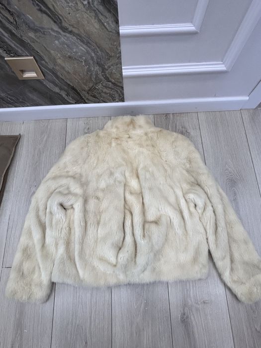 Шубы продам 40000