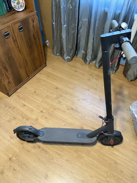 Xiaomi Mi Electric Scooter