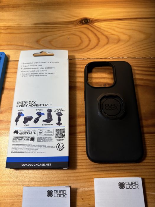 Продам чехол Iphone 16 Pro под мото крепление Quad Lock оригинал