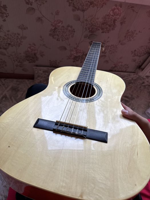 Klassik gitara – yangi o‘rganuvchilar uchun