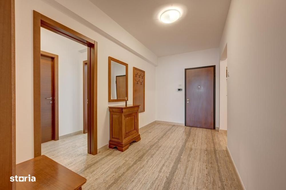 Apartament 3 camere + parcare Polona/Dacia