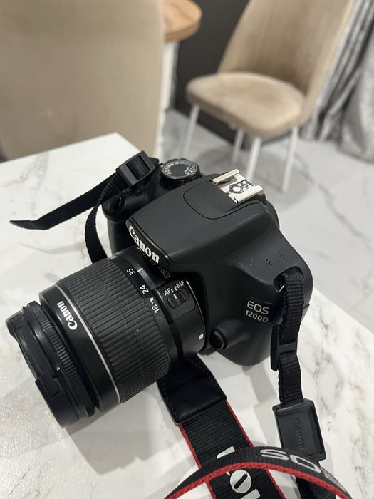 Canon EOS1200D Фотоаппарат