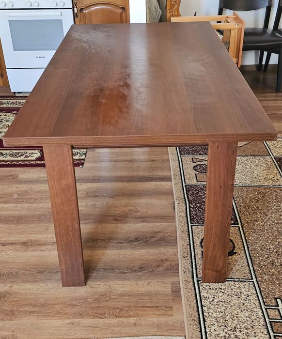 Стол для использование