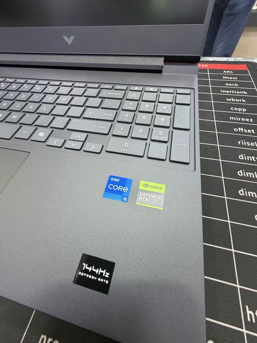 HP VICTUS GAMING . Intel i5-13420H 8/512/3050   6 GB. ( 660$ )