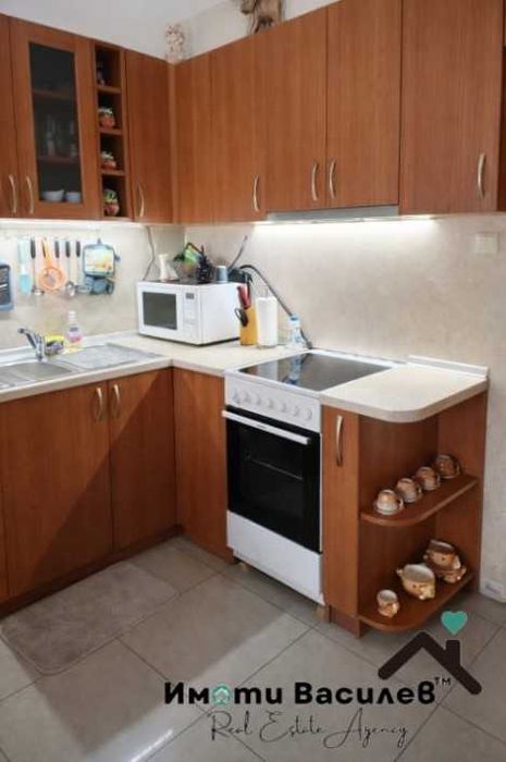 Продава 3-СТАЕН град София, Люлин 4