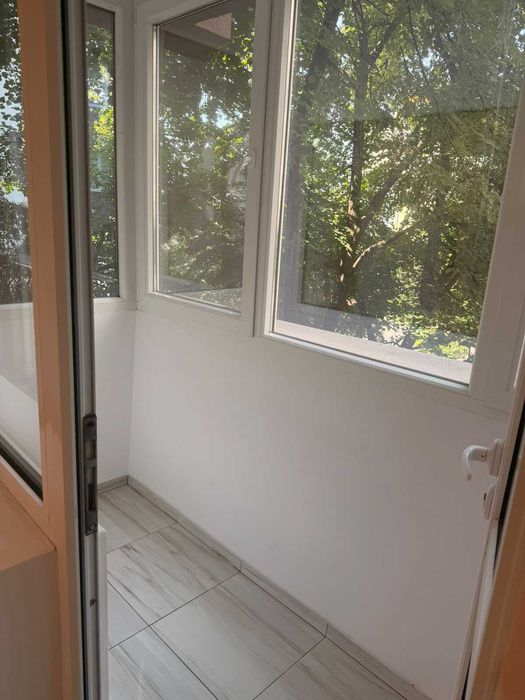 Inchiriez apartament 3 camere/ 20m METROU GORJULUI