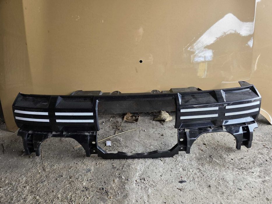 Grila centrala bara fata cu defect Dacia Spring 2025 cod: 622569653R