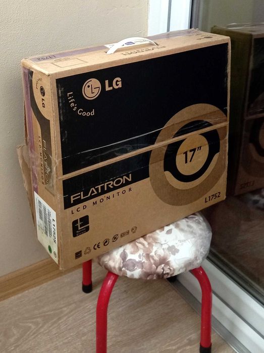 Монитор 17 инча LG FLATRON L1752