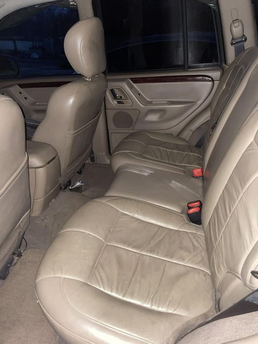 Автомобилите се продават на части