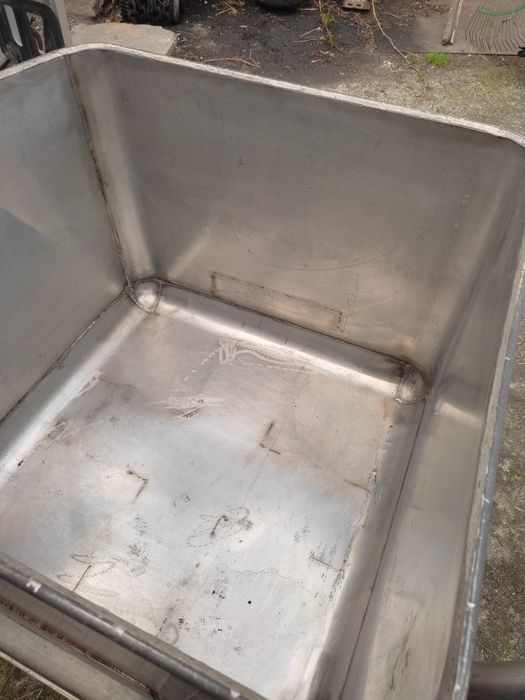 Продам емкость на колесах