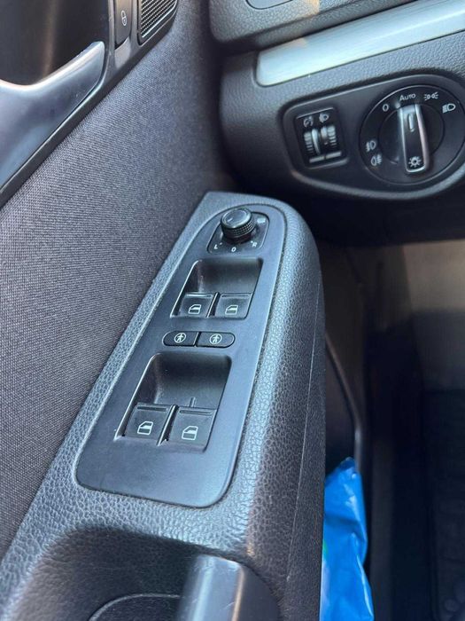 Vand Volkswagen Sharan 2015