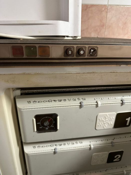 Liebherr фризер с 8 чекмеджета