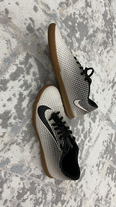 Обувь для футзала