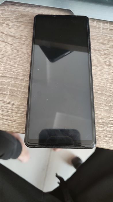 Телефон  Sony 10 v