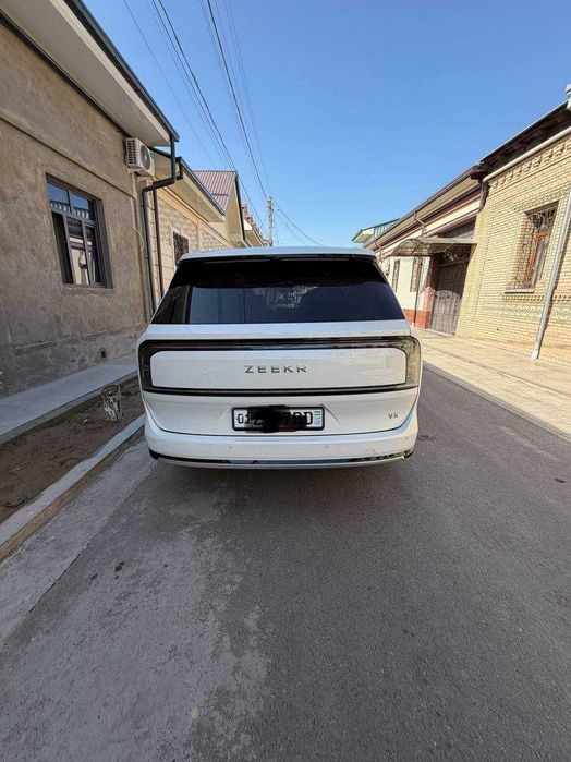 ZEEKR 9X ULTRA. Янги. Вариатга хам бор