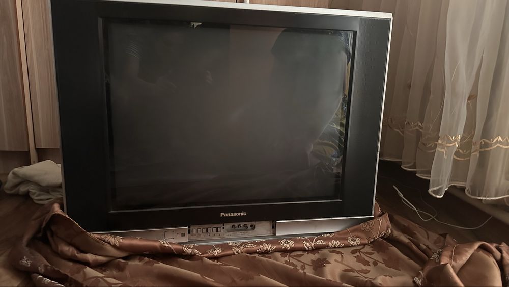 Продам телевизор