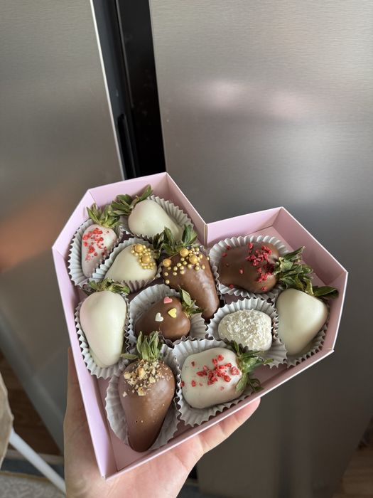 Клубника в шоколаде от 6500