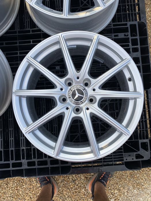 17 цола 5 х 112 мм Мерцедес C класа W 206 , CLA , GLA , A , B , V