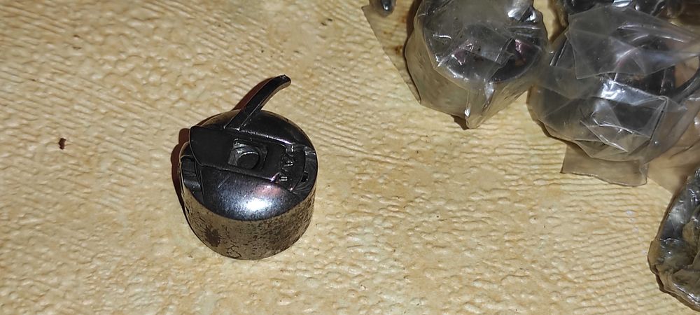 Nu cunosc pt. ce marci de masini cusut  20 bucati suveici bobine pt. masina cusut