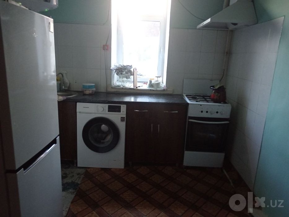 Qorovulbozor UY SOTILADI  55000 dollor