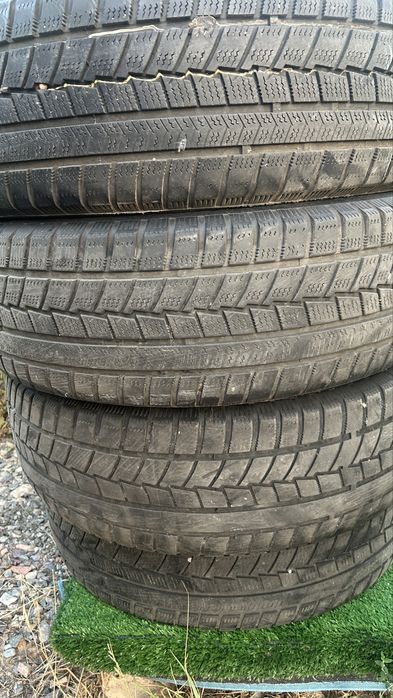 Шины бу 225/65R17