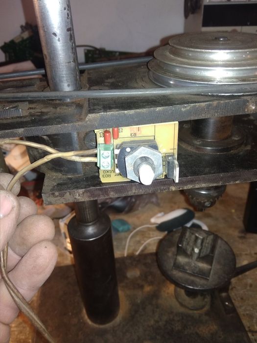 Сверлильный станок, сверлилка, дрель