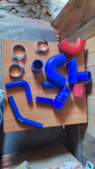 Силиконови колена, фитинги, муги