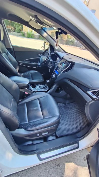 Hyundai Santa Fe  2.4л  2013гв