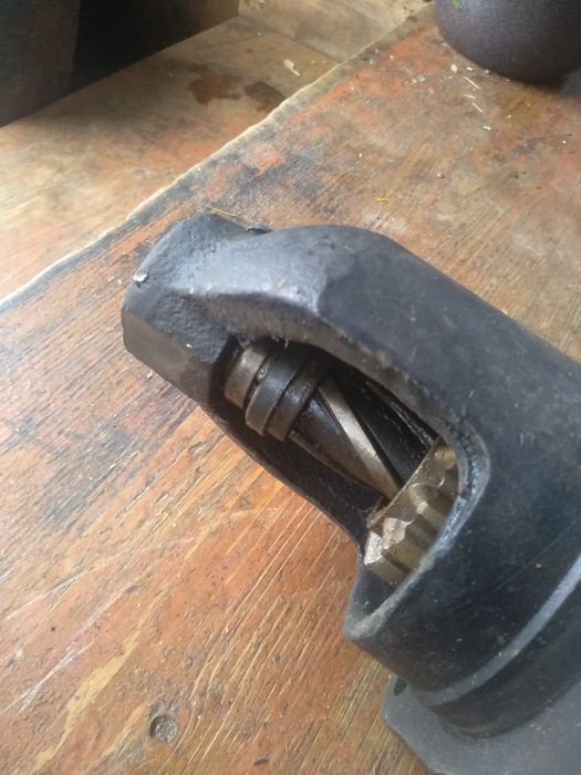 Продам стартер СТ-100