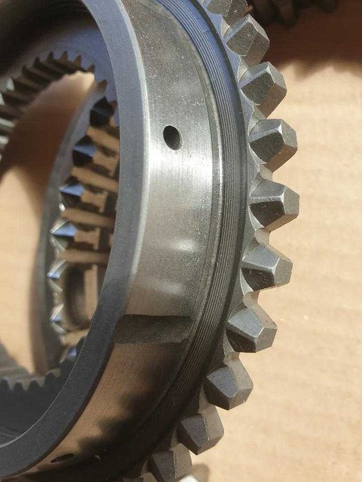 reductor inversor , sincron - pompa Massey Ferguson 2680 , 2675 , 2640