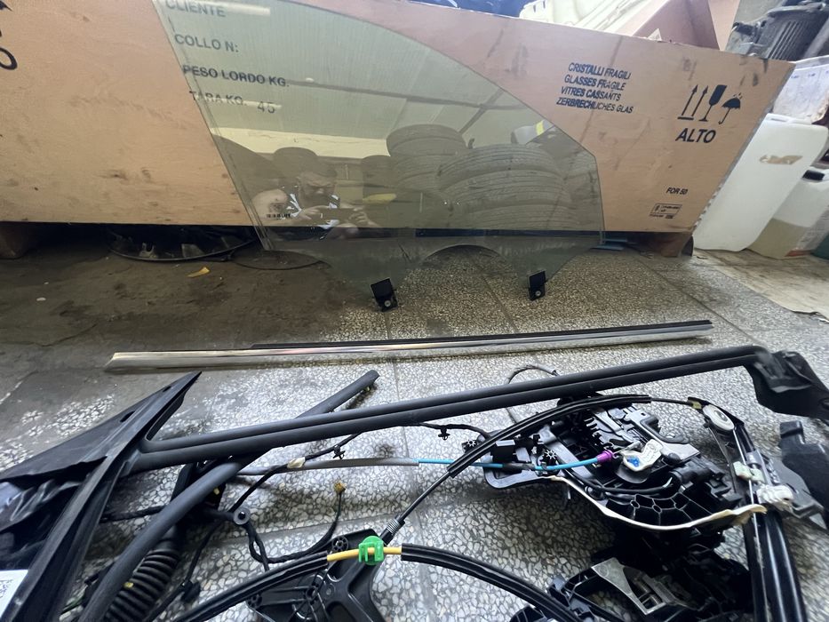 Mercedes C205 A205 оборудване за лява врата