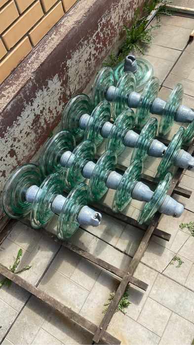 Продам изоляторы пс 70