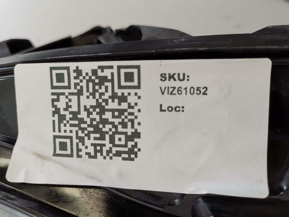 Ляв фар Led Tesla Model 3/Y / Lqv far Led Tesla Model 3/Y Оригинален п