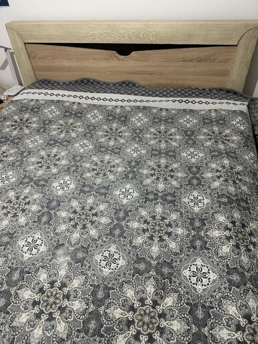 Продам спальный гарнитур