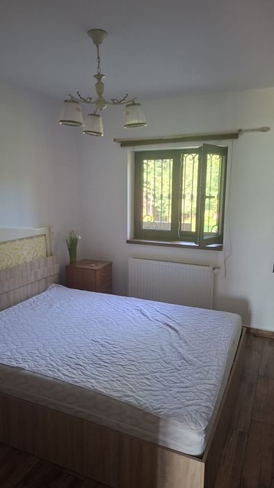 Inchiriez casa cu 3 camere in Cornu de Jos (Campina)