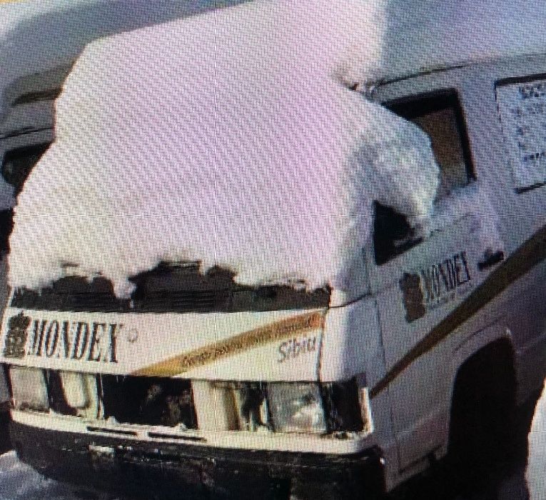 Dezmembrez Mercedes MB 100D