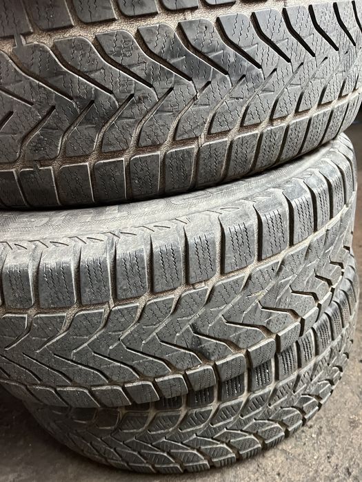 Anvelope iarna in stare buna 235/65/r17 108h extraload