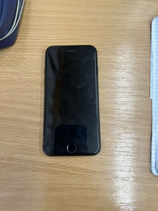 Продам iphone 7 128гб