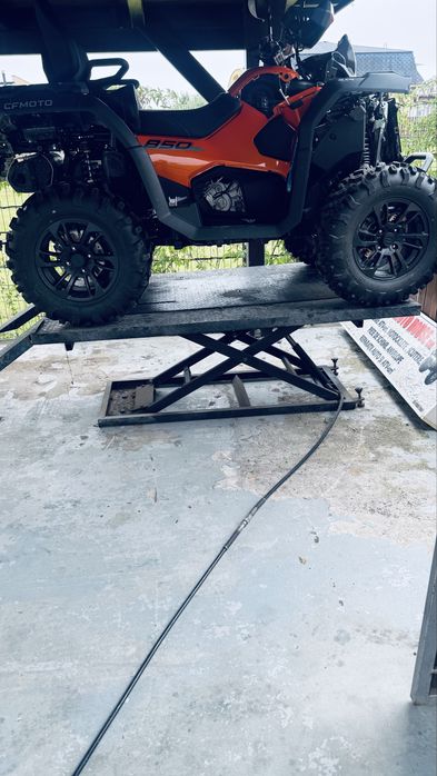 Elevator atv~moto