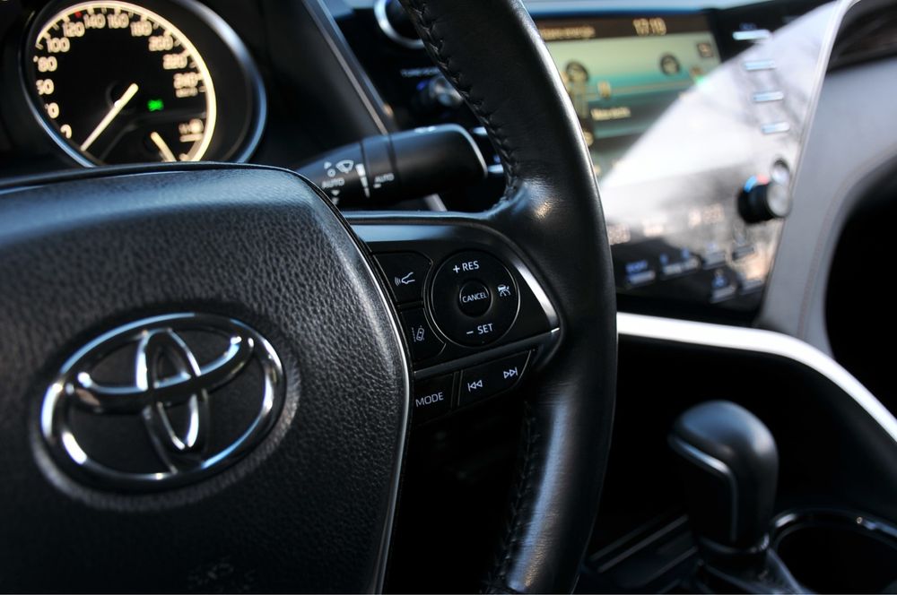 Toyota Camry Hybrid - Automat 2020/Distronic