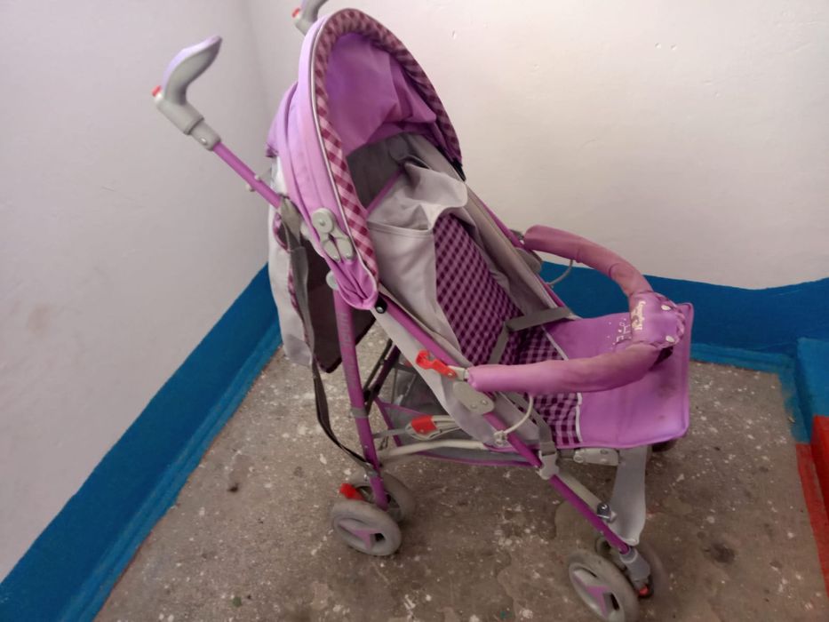Продается собираюшаяся детская коляска