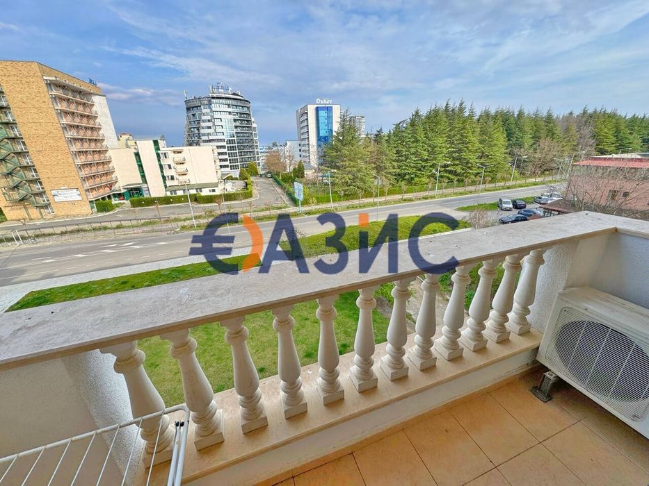 Продава се Двустаен апартамент в к.к. Слънчев бряг - 56 кв.м за 1367 €/кв.м - Снимка #10