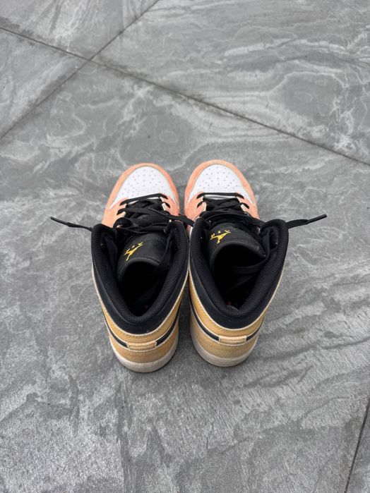 Jordan 1 mid, Fightclub