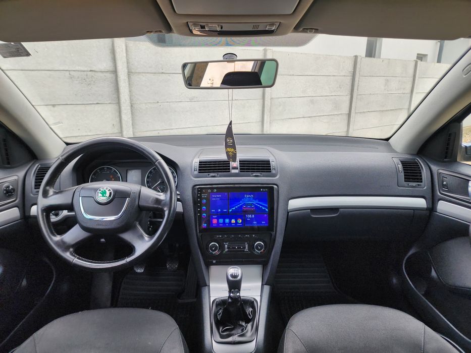 SKODA Octavia 2010 — imagine 2