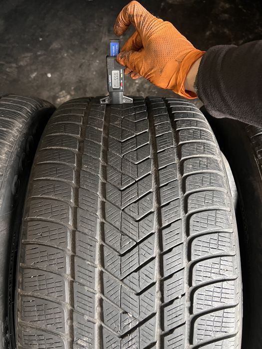 4 anvelope iarna 305/40/20 + 275/45/20 , Pirelli !