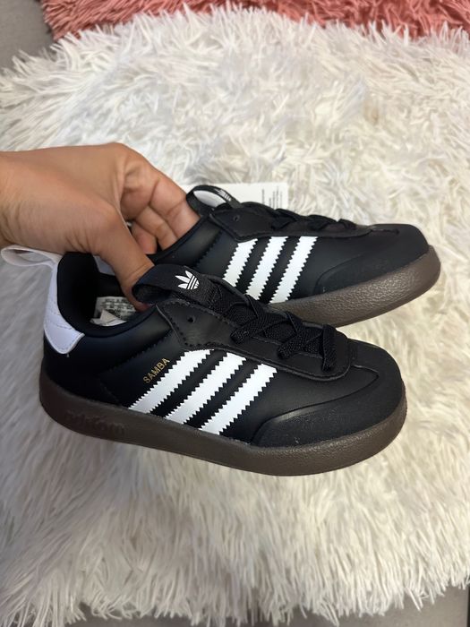 Детски маратонки Adidas Samba 26,5